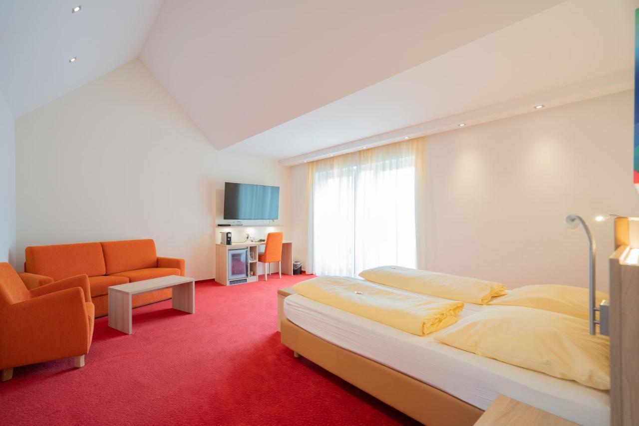Hotel Adler - Paulas Alb إيهنغن المظهر الخارجي الصورة