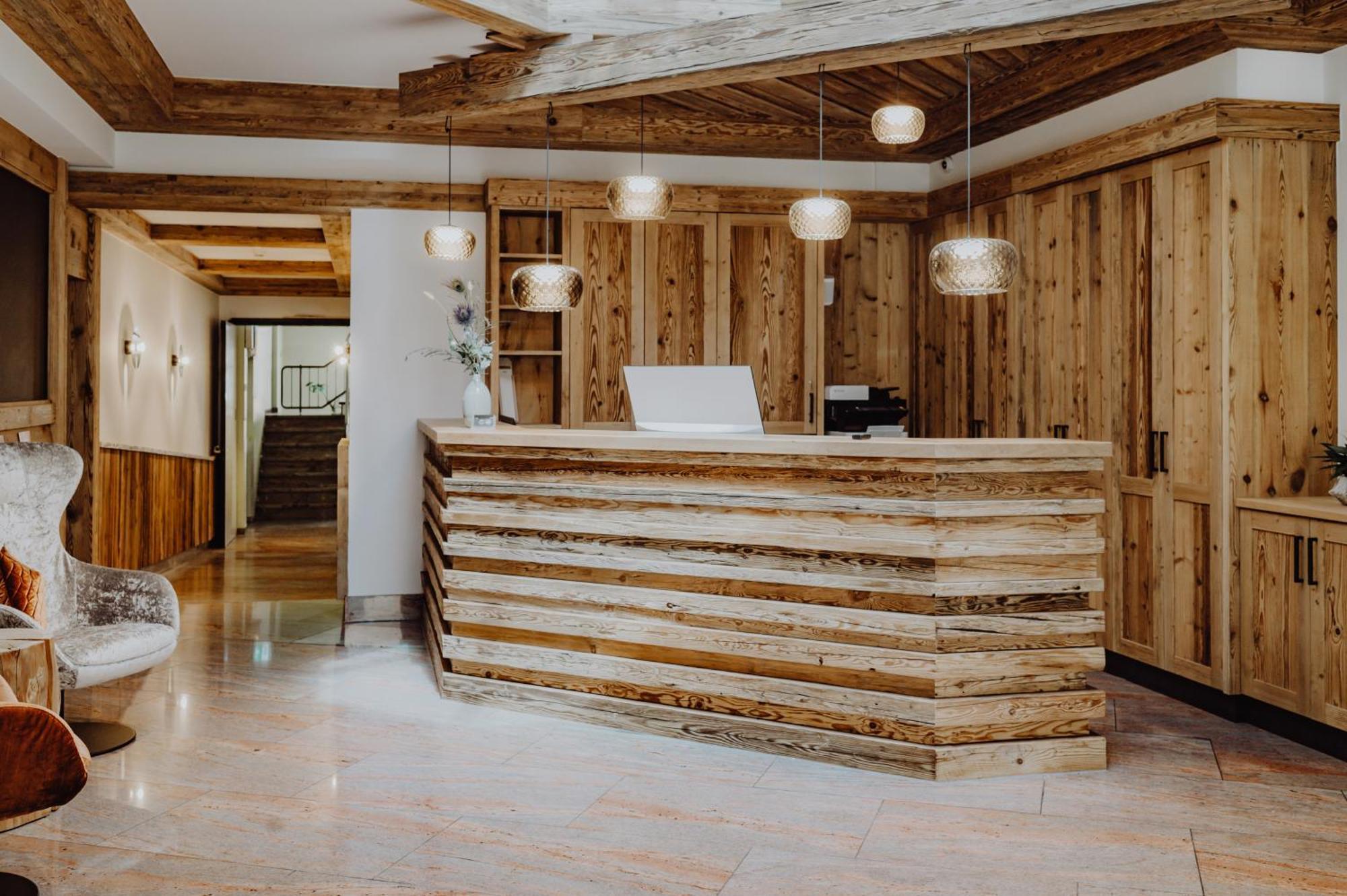 Hotel Adler - Paulas Alb إيهنغن المظهر الخارجي الصورة
